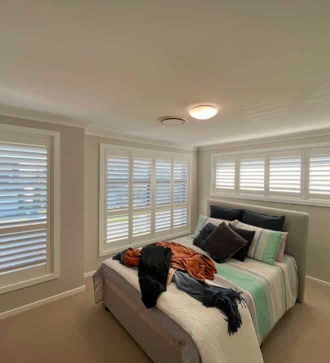 Blindman Sydney - Custom-Made Plantation Shutters for Internal and External Applications Blindman Sydney’s high-quality plantation shutters are made exactly to your specifications. This includes size, materials, and finishes. For the ultimate solution for privacy, home security and style, we recommend plantation shutters. Plantation shutters are practical, elegant, and add a feeling of comfort to the home.